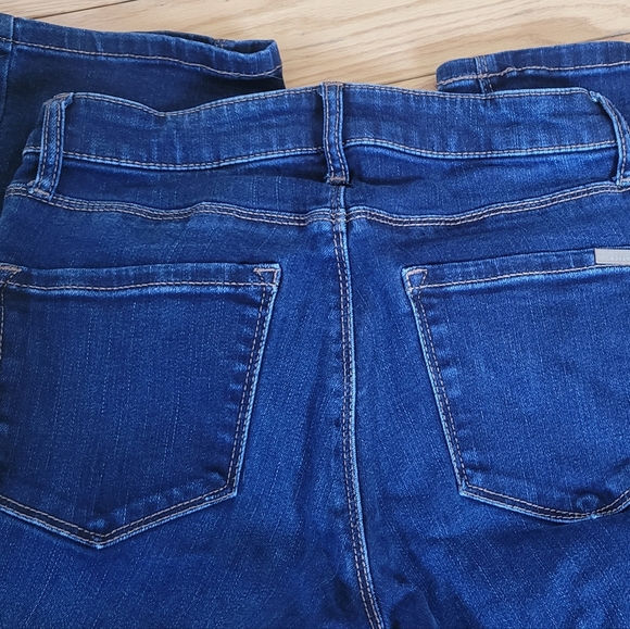 R Jean's - Picture 5 of 5